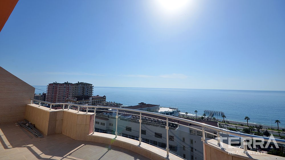 Penthouse direkt am Strand zum Verkauf in Mahmutlar Alanya - 7463