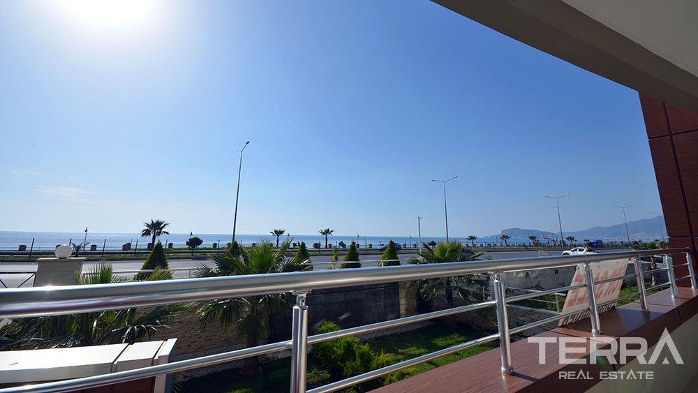 Blick auf den Strand, Garten Duplex in Kestel Alanya zu verkaufen - 7534