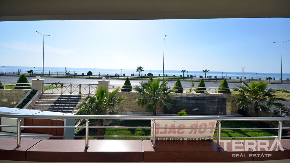 Blick auf den Strand, Garten Duplex in Kestel Alanya zu verkaufen - 7536