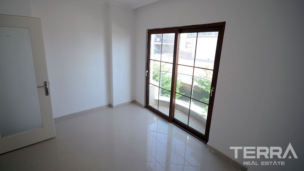 Beachfront apartment for sale in Kestel, Alanya - 7557