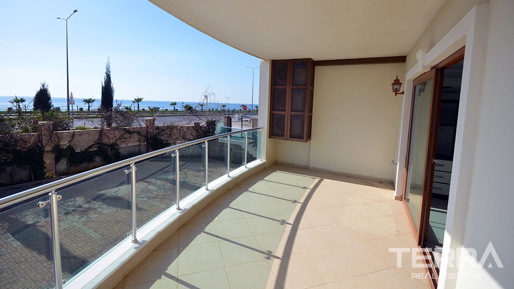 Beachfront apartment for sale in Kestel, Alanya - 7559