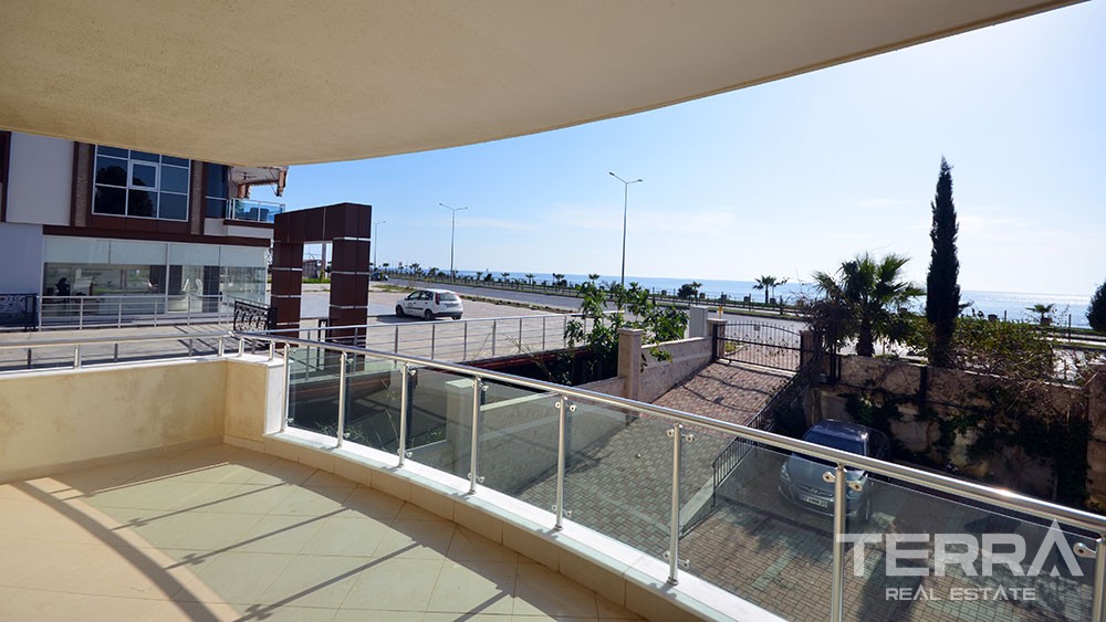 Beachfront apartment for sale in Kestel, Alanya - 7563