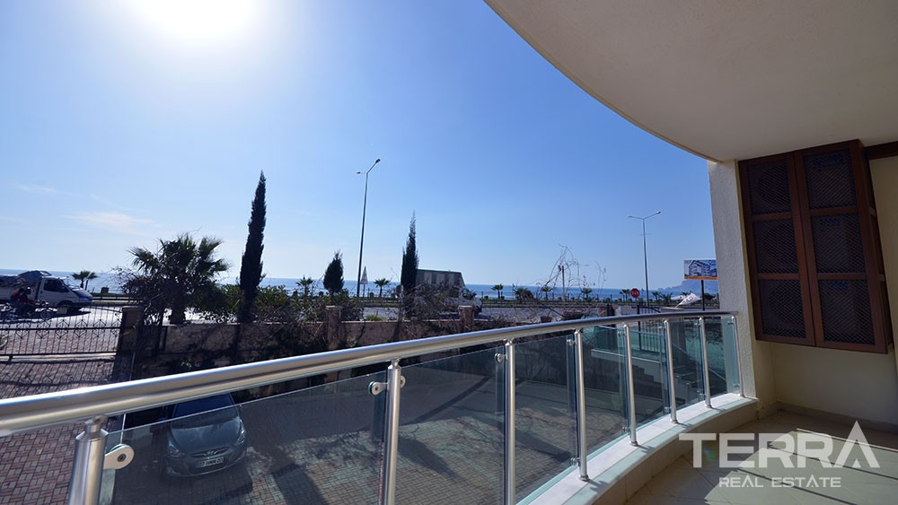 Beachfront apartment for sale in Kestel, Alanya - 7564