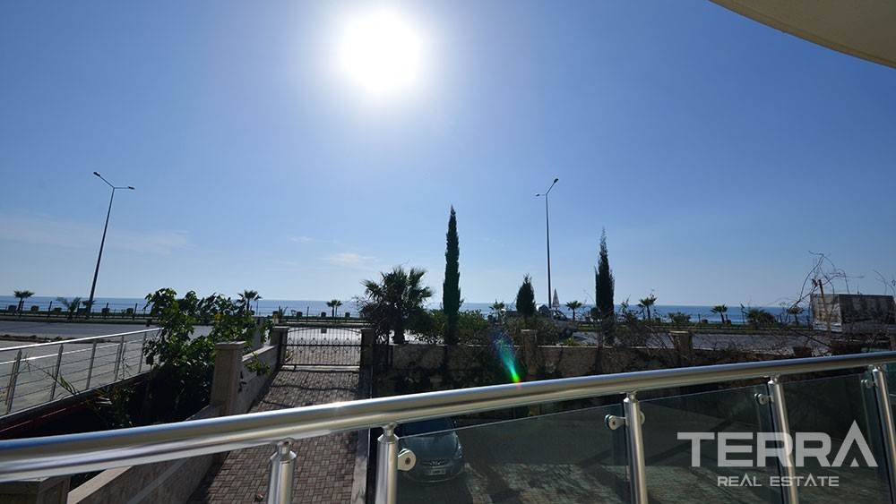 Beachfront apartment for sale in Kestel, Alanya - 7566