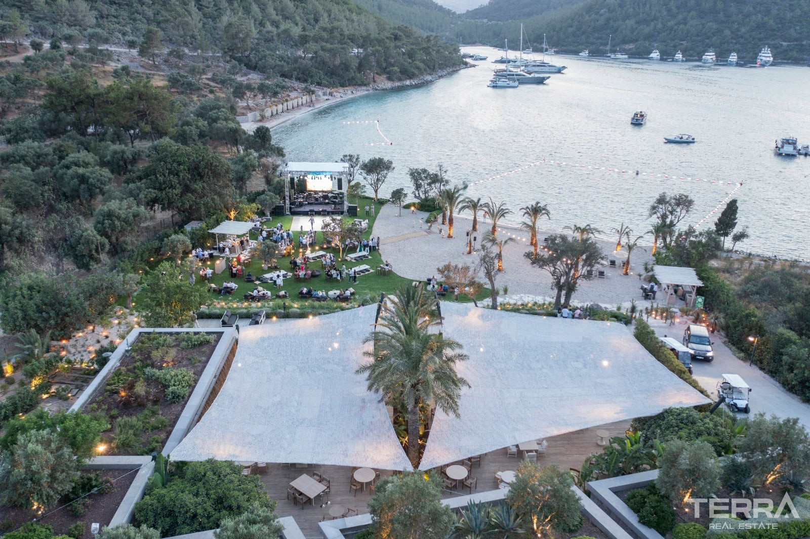 Seafront Villas for Sale in Bodrum, Muğla, Turkey - 126953