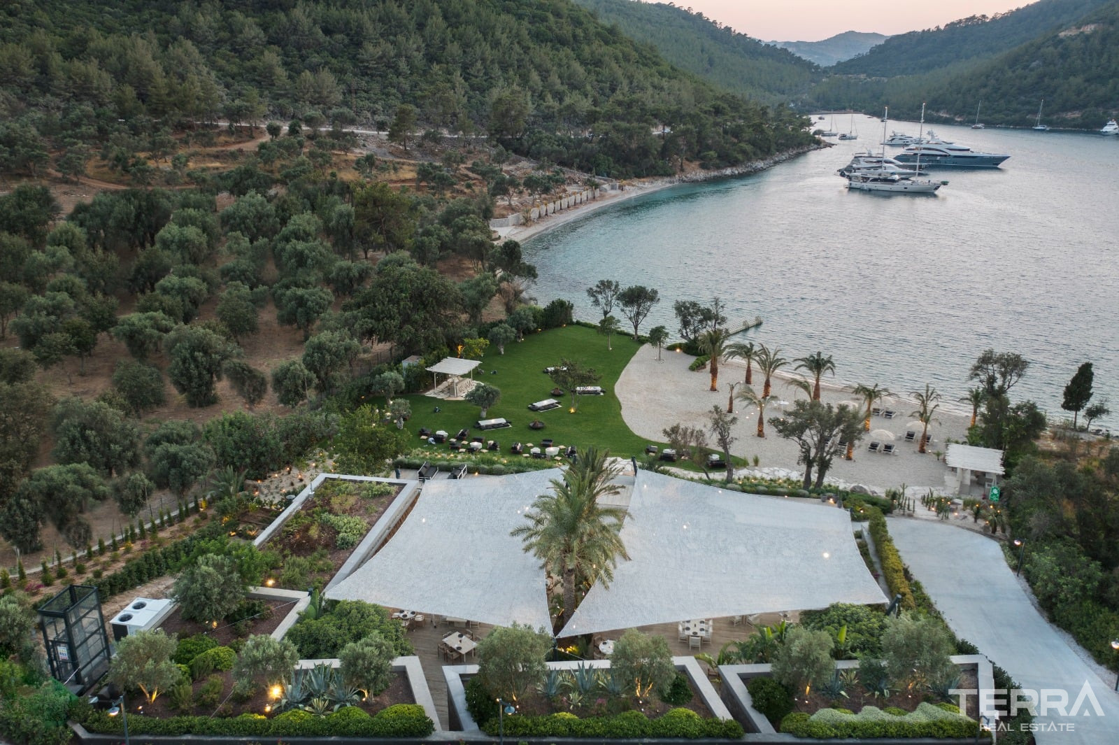 Seafront Villas for Sale in Bodrum, Muğla, Turkey - 126961