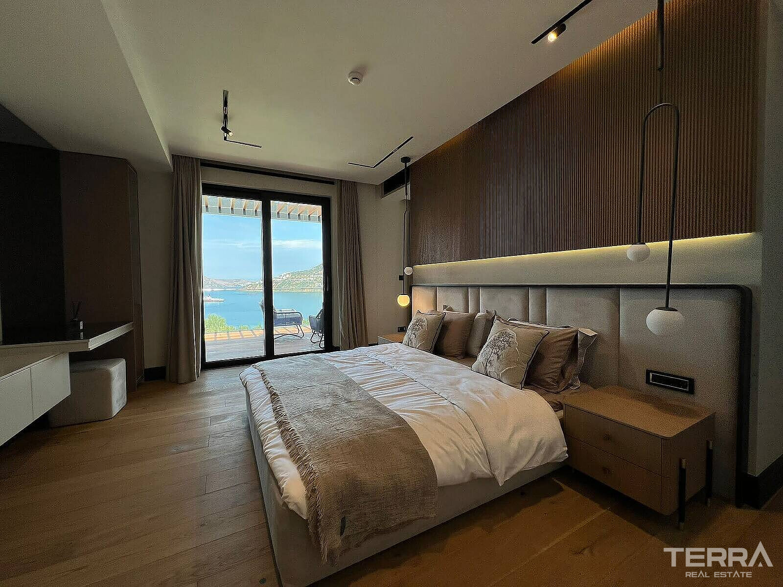 Seafront Villas for Sale in Bodrum, Muğla, Turkey - 127066