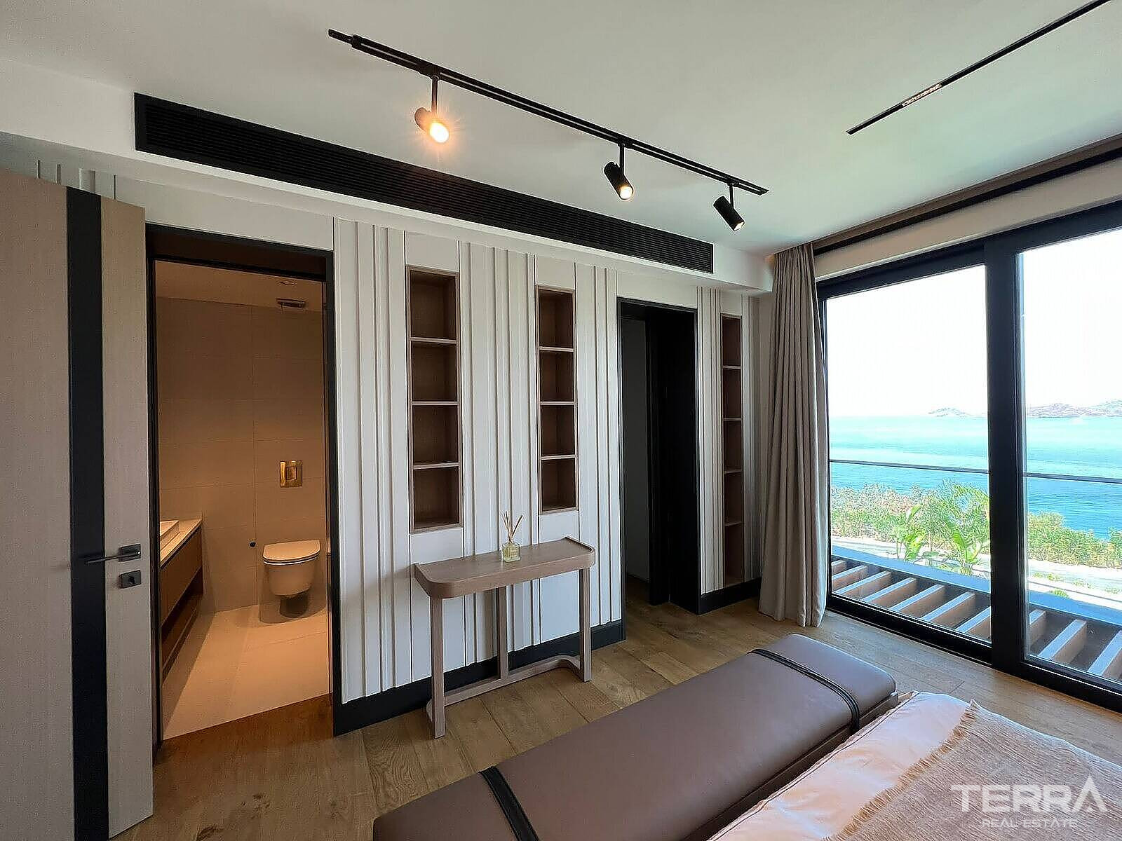 Seafront Villas for Sale in Bodrum, Muğla, Turkey - 127071