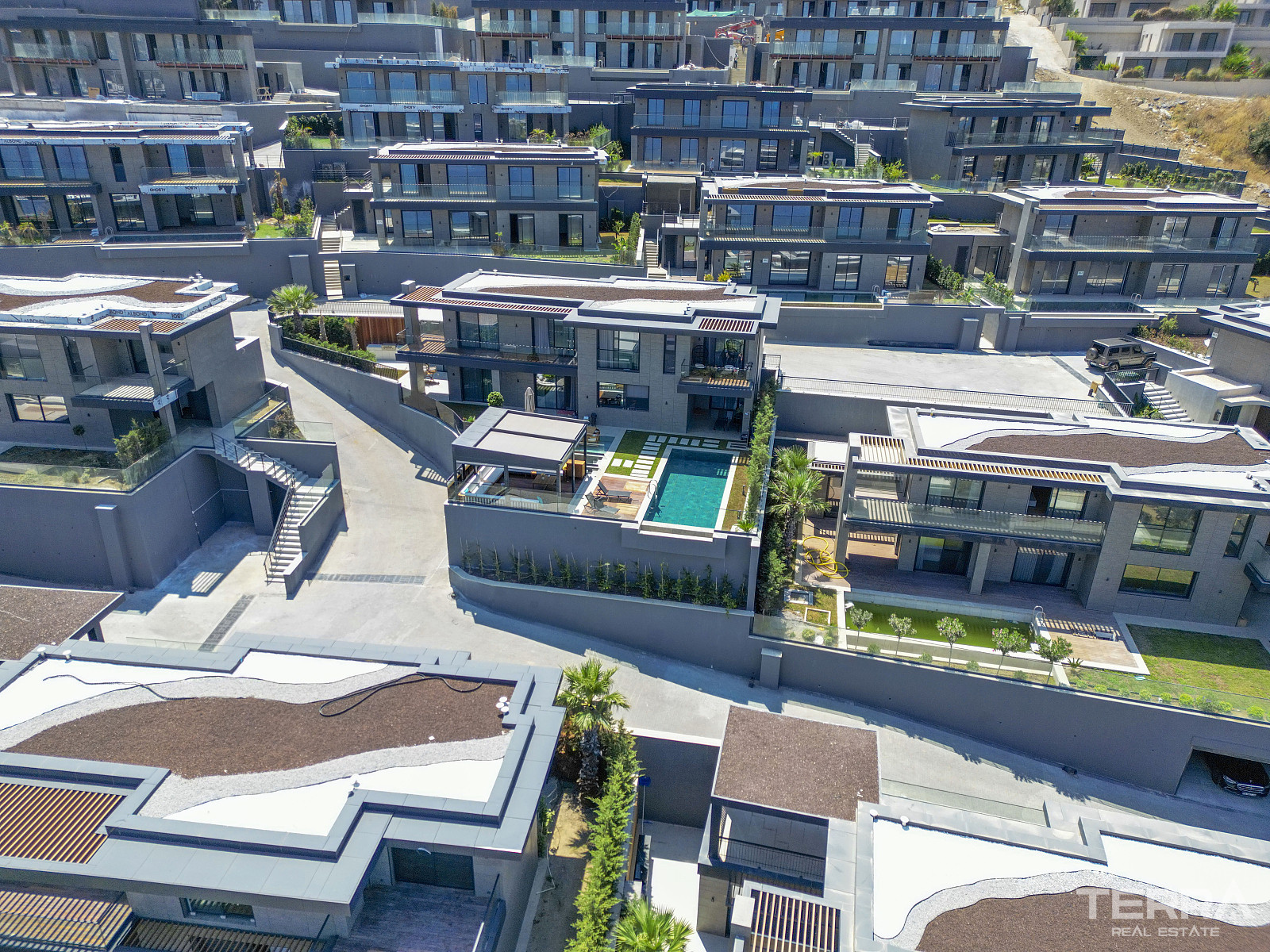 Seafront Apartments for Sale in Bodrum, Muğla, Turkey - 127123