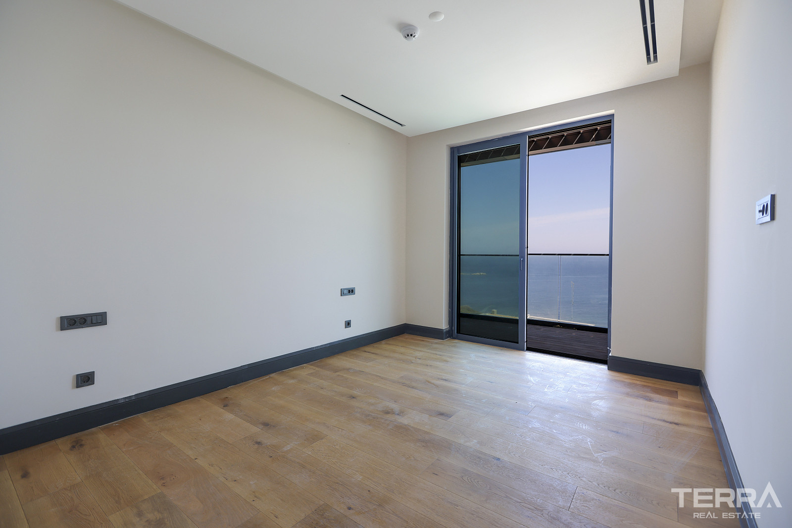 Seafront Apartments for Sale in Bodrum, Muğla, Turkey - 127146