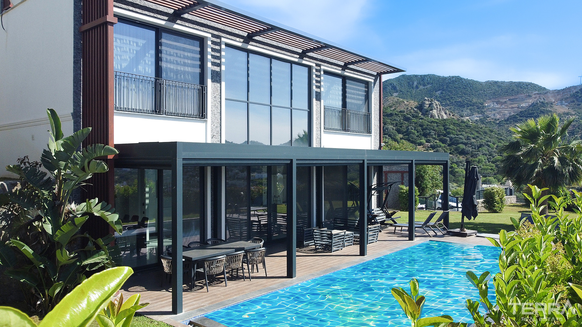 Sea View Villa for Sale in Bodrum, Muğla, Turkey - 128271