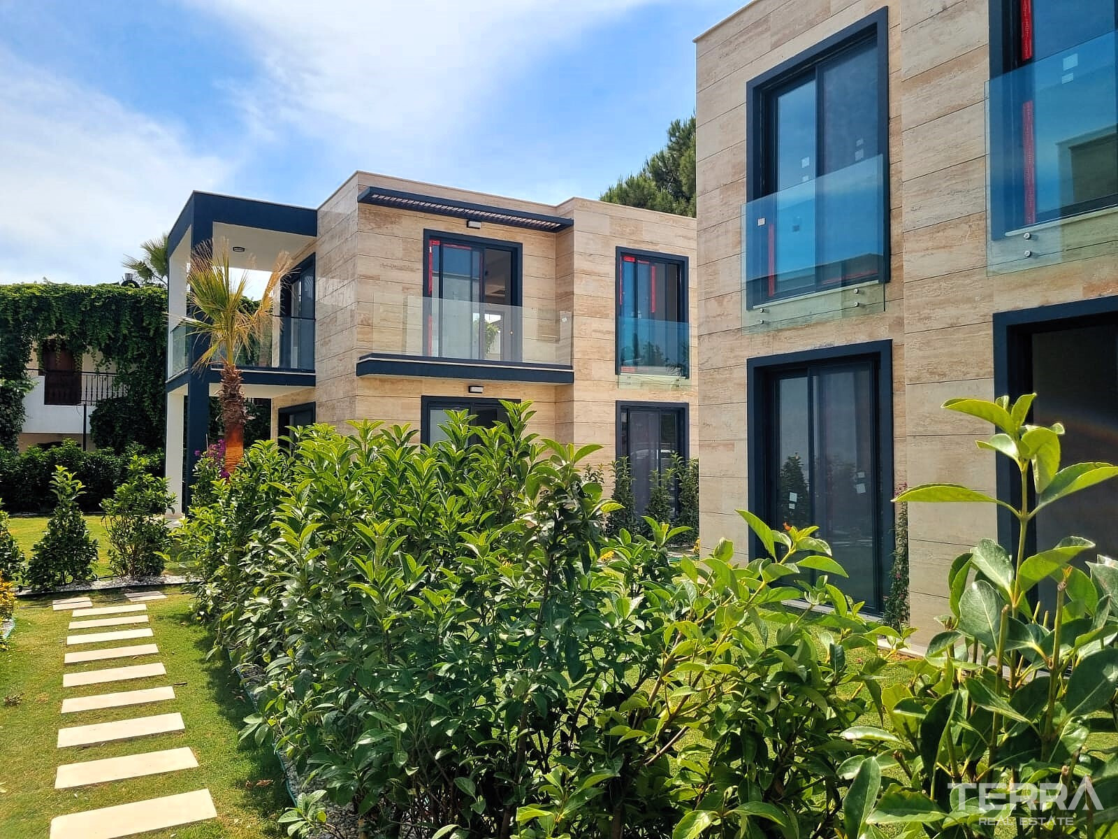 Apartments for Sale in Bodrum, Muğla, Turkey - 128698
