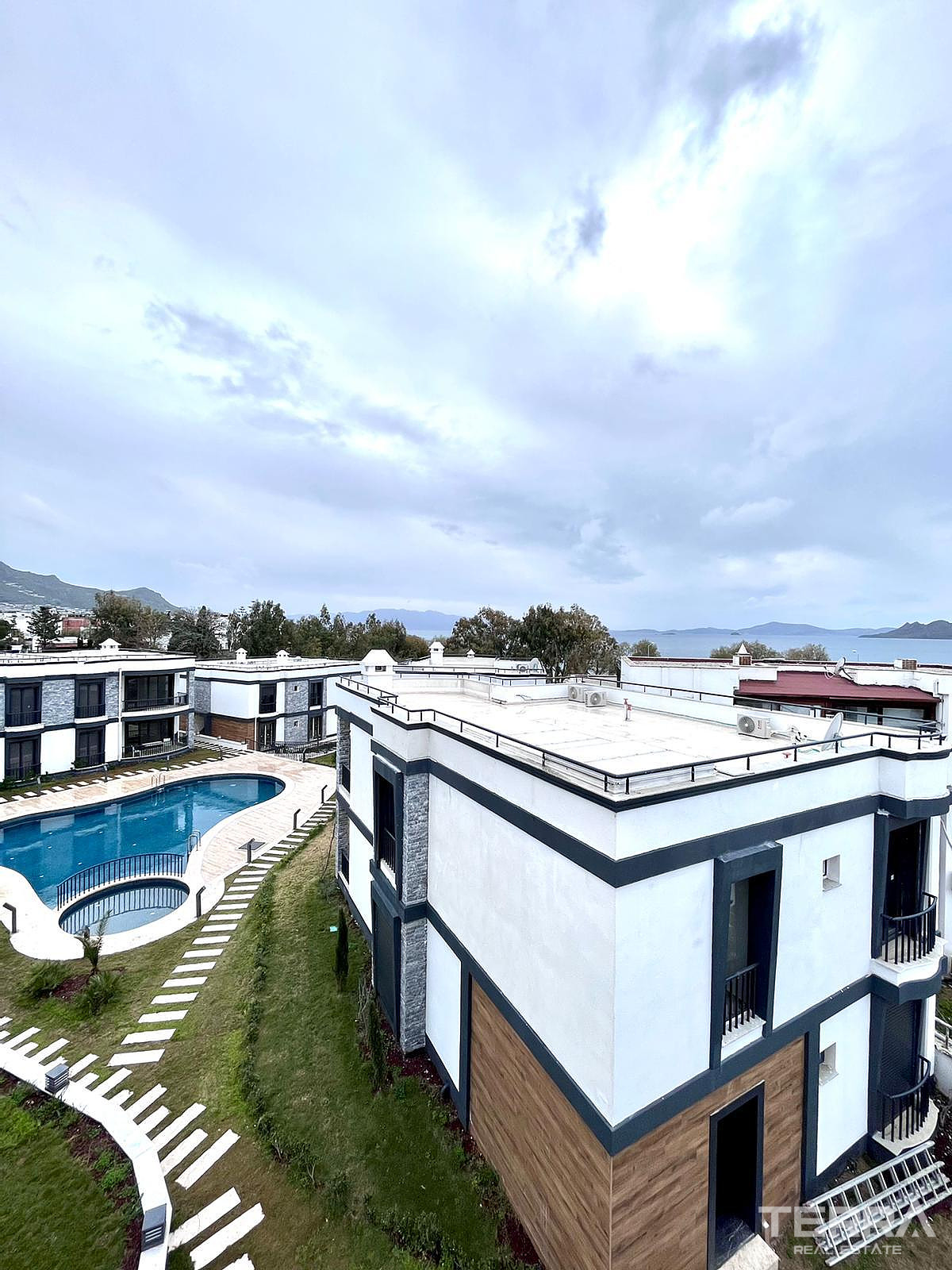 Sea View Apartment for Sale in Bodrum, Muğla, Turkey - 128727