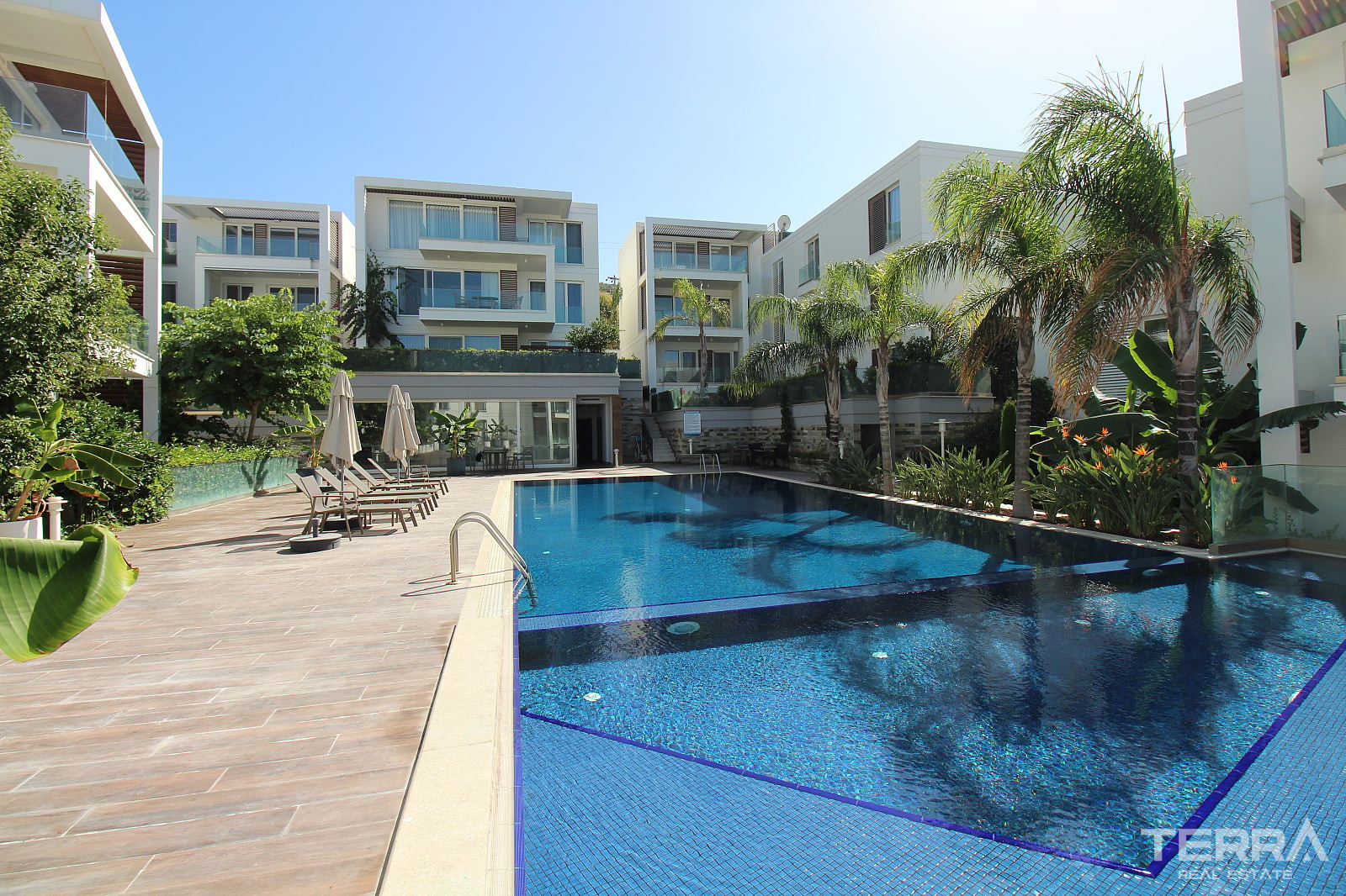 Seafront Apartments for Sale in Bodrum, Muğla, Turkey - 128747