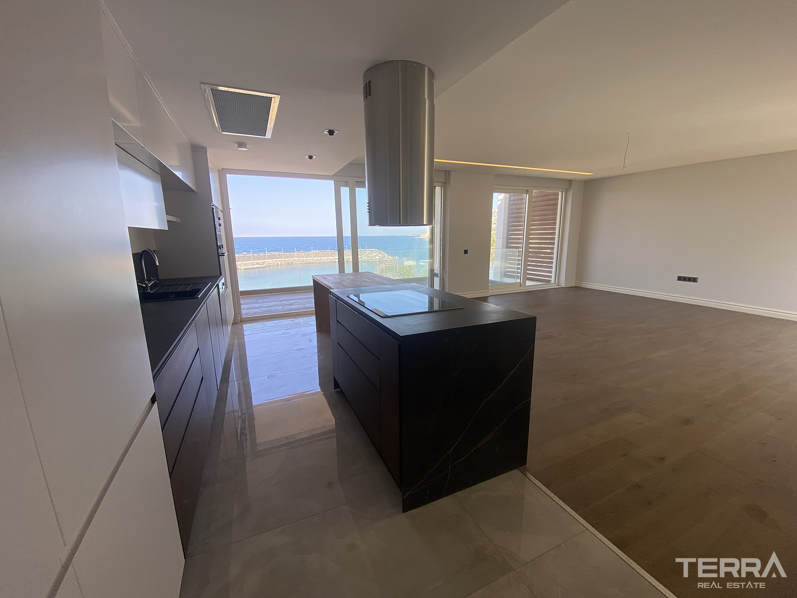 Seafront Apartments for Sale in Bodrum, Muğla, Turkey - 128759