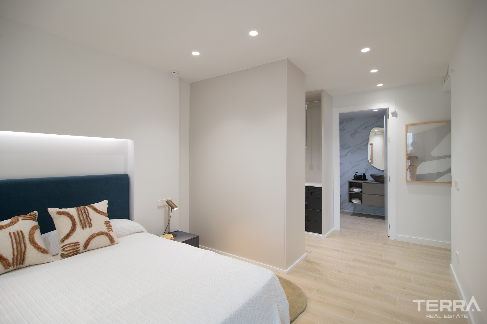 Townhouses for Sale in Pilar de la Horadada, Costa Blanca, Spain - 129551