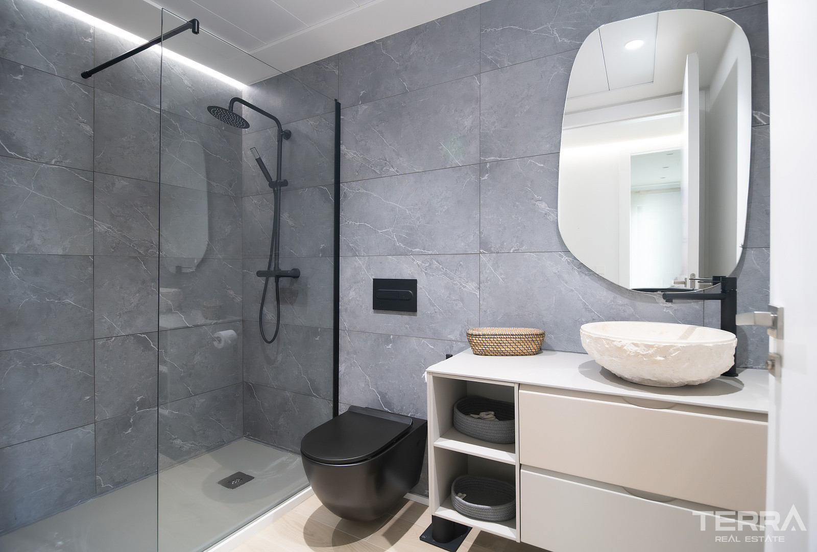 Townhouses for Sale in Pilar de la Horadada, Costa Blanca, Spain - 129559