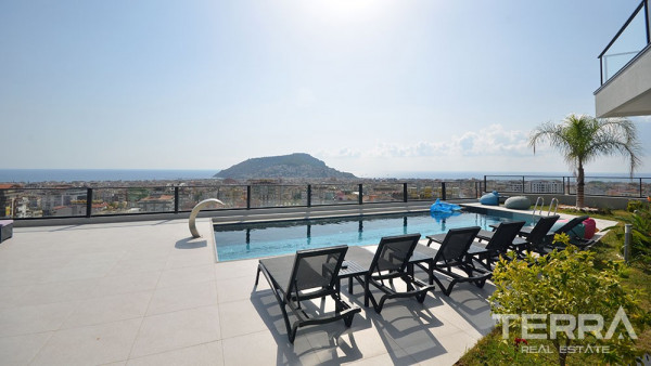 Luxuriöse Penthäuser mit Meerblick zu verkaufen in Bektas, Alanya