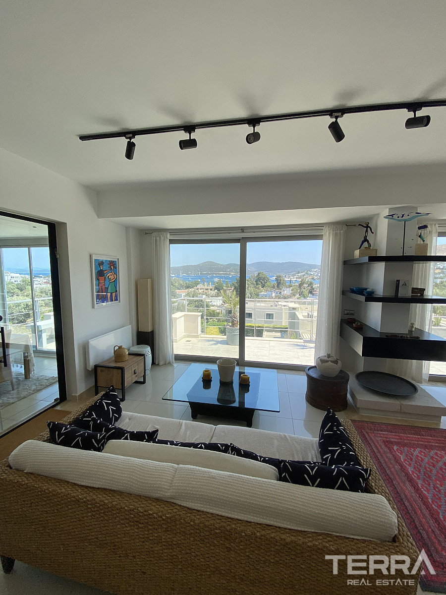 Muğla, Bodrum'da Deniz Manzaralı Satılık Mobilyalı Daire - 130449