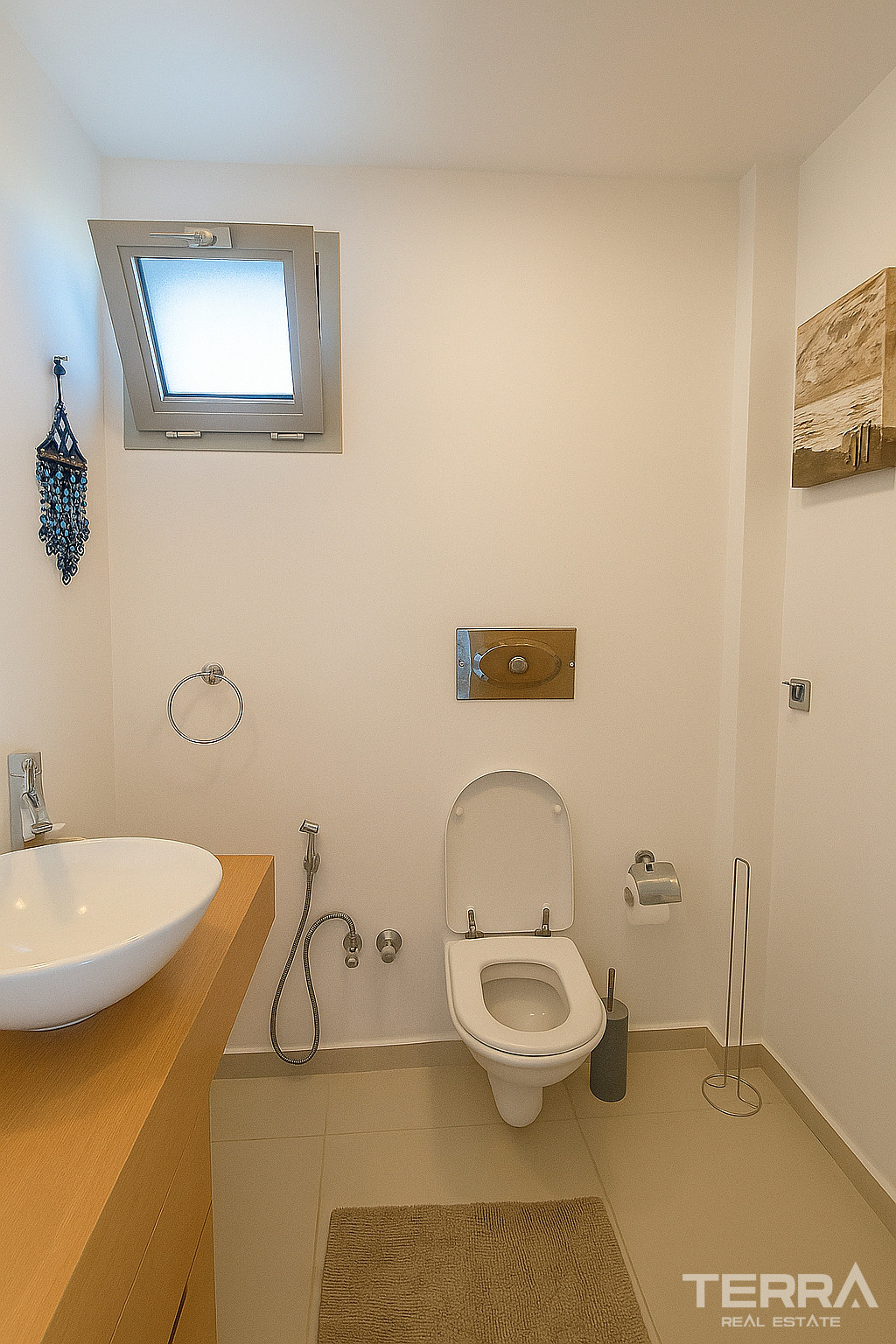 Muğla, Bodrum'da Deniz Manzaralı Satılık Mobilyalı Daire - 130464