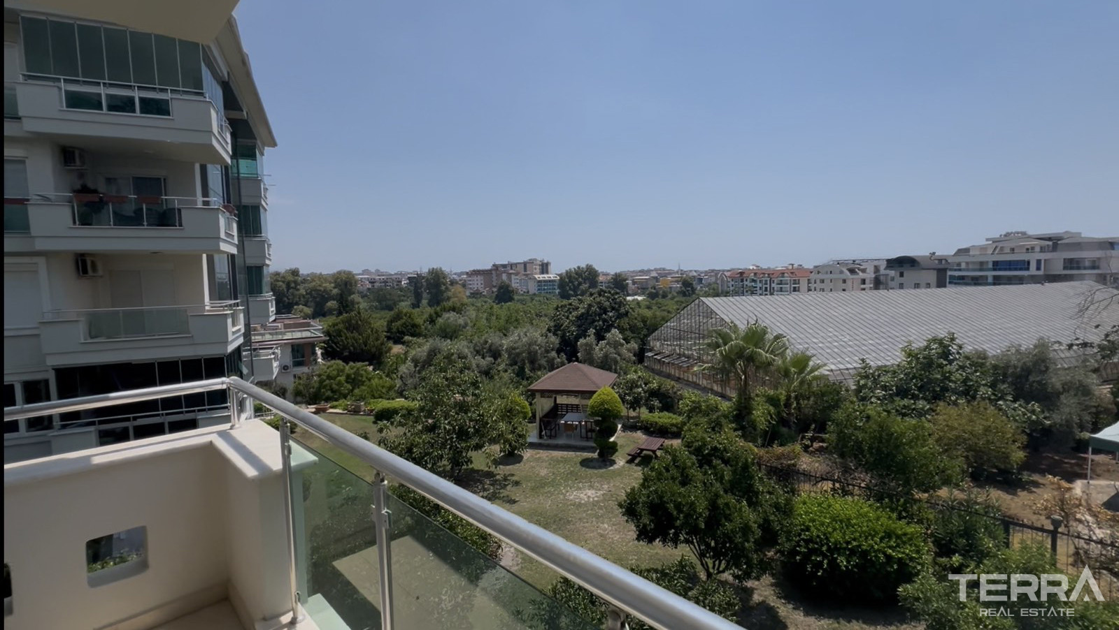 Møbleret lejlighed til salg i Olive City, Oba, Alanya, Tyrkiet - 130836