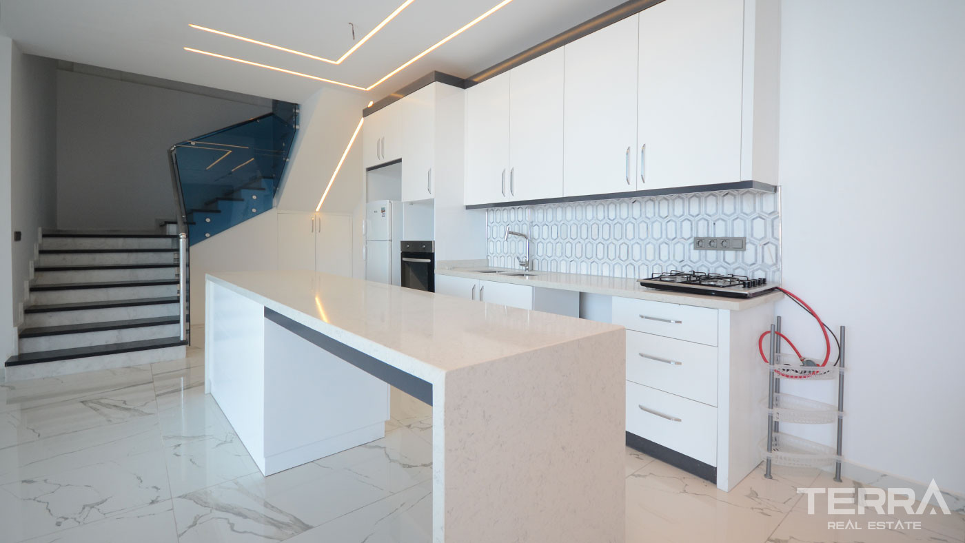 Sea View Villa for Sale in Alanya, Turkey - 130901