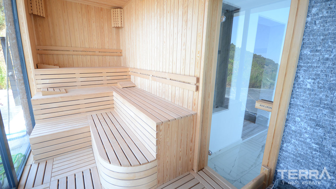 Sea View Villa for Sale in Alanya, Turkey - 130903