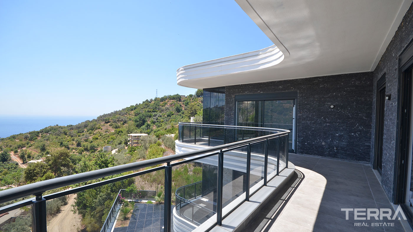 Sea View Villa for Sale in Alanya, Turkey - 130910