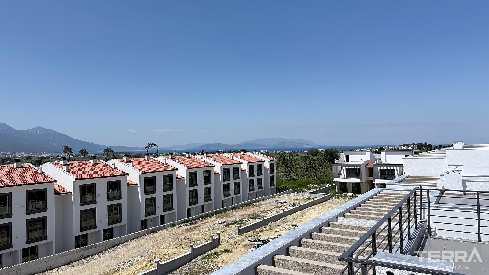 Sea View Apartments for Sale in Kuşadası, Aydın, Turkey - 131267