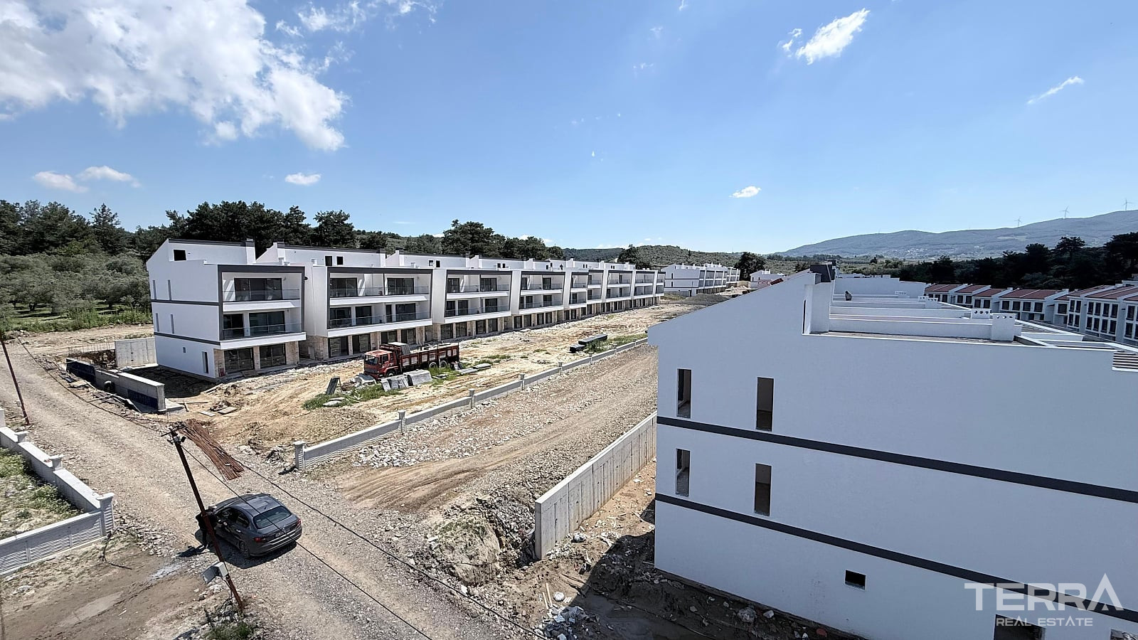 Sea View Apartments for Sale in Kuşadası, Aydın, Turkey - 131268