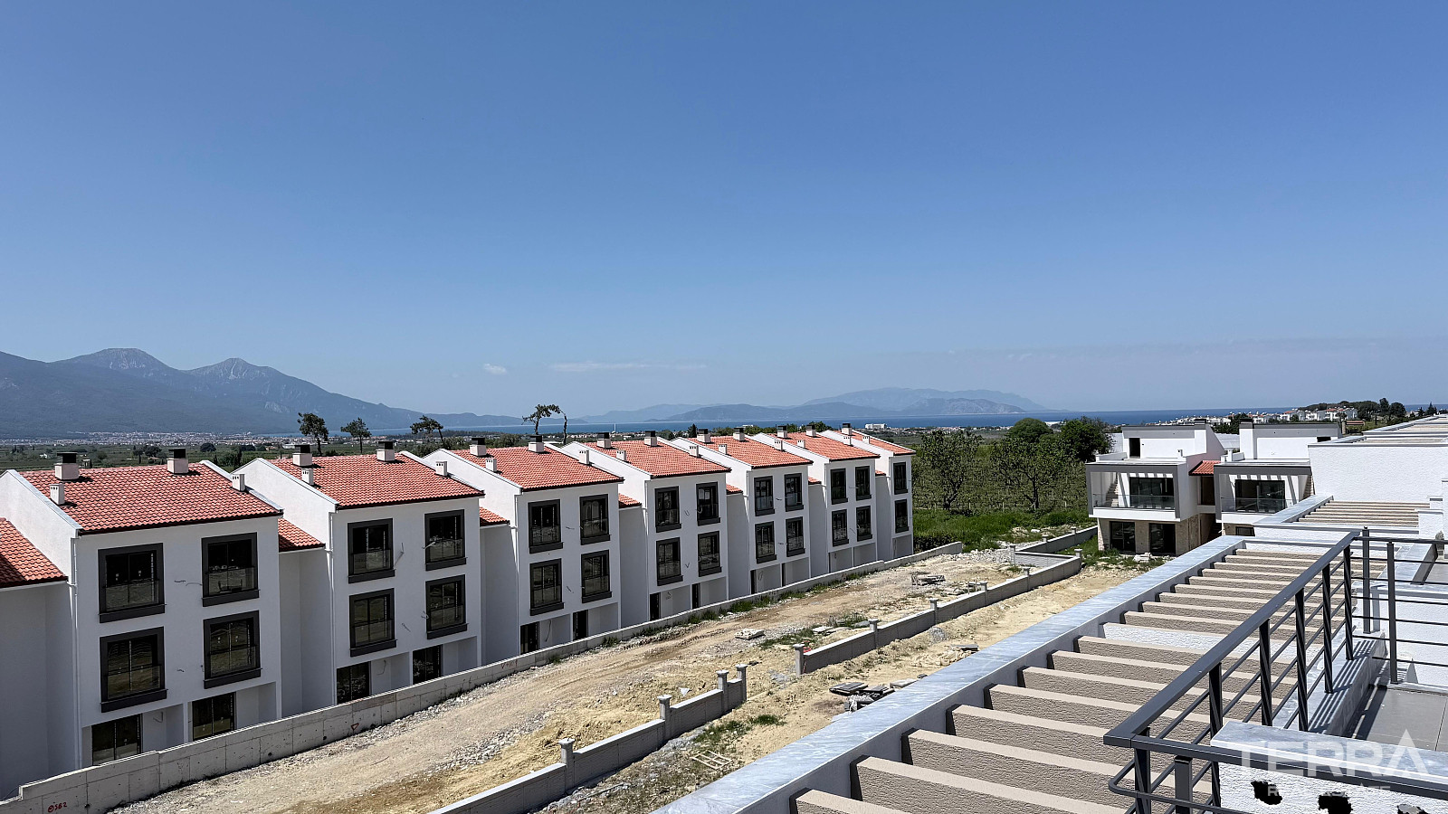 Sea View Apartments for Sale in Kuşadası, Aydın, Turkey - 131279
