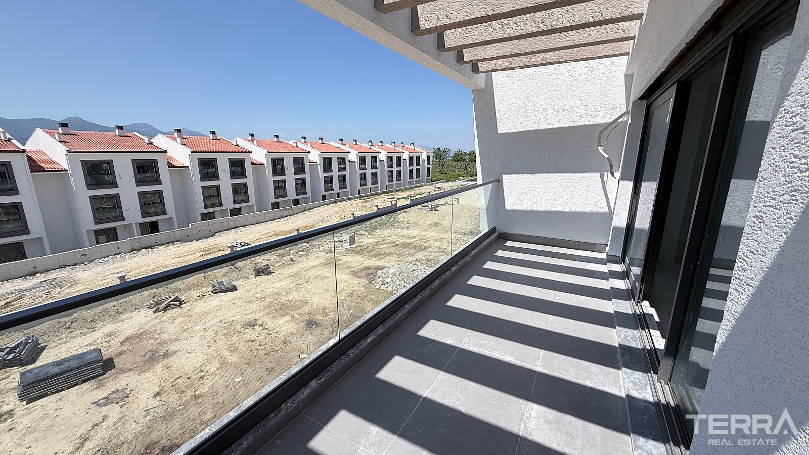 Sea View Apartments for Sale in Kuşadası, Aydın, Turkey - 131283