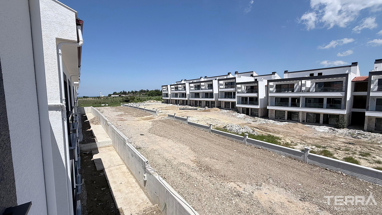 Sea View Apartments for Sale in Kuşadası, Aydın, Turkey - 131285