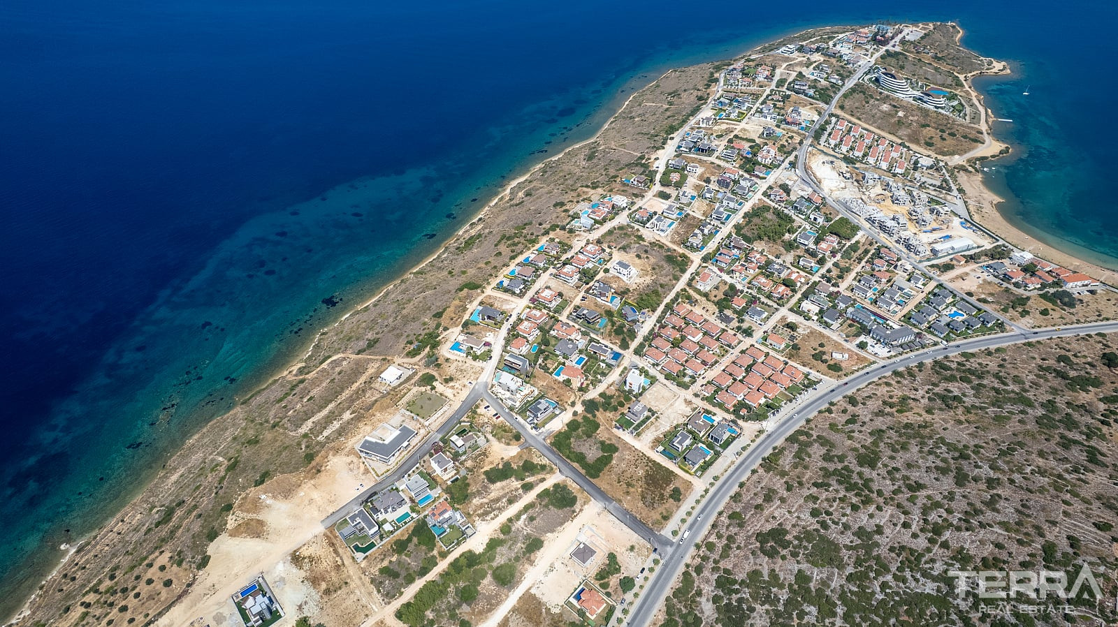 Detached Villa for Sale in Çeşme, İzmir, Turkey - 131622