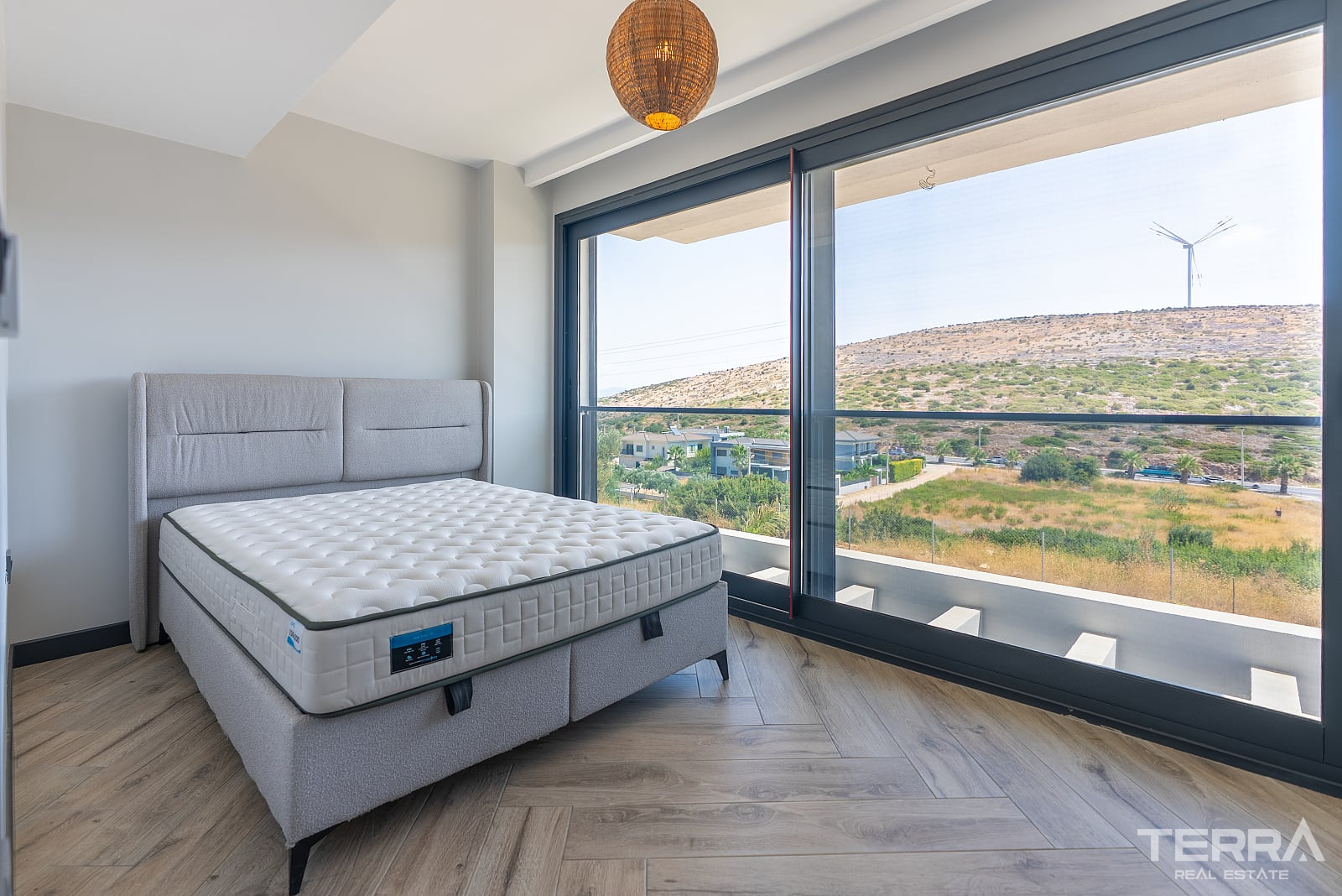 Detached Villa for Sale in Çeşme, İzmir, Turkey - 131637