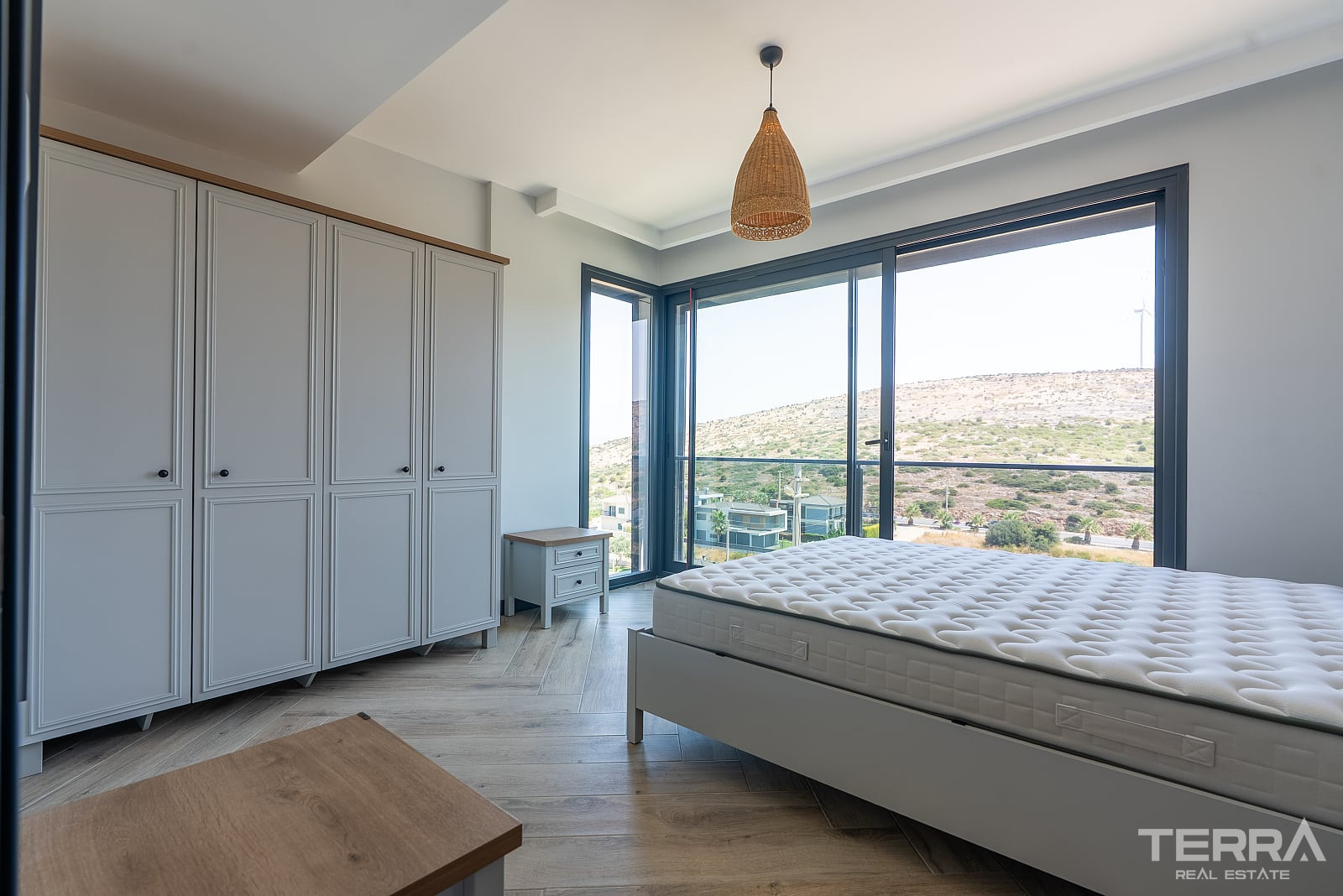 Detached Villa for Sale in Çeşme, İzmir, Turkey - 131639