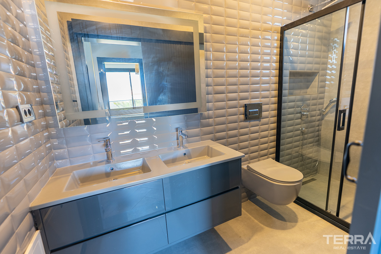 Detached Villa for Sale in Çeşme, İzmir, Turkey - 131658