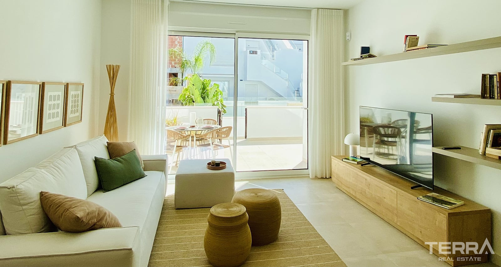 Apartments for Sale in Pilar de la Horadada, Costa Blanca, Spain - 132076