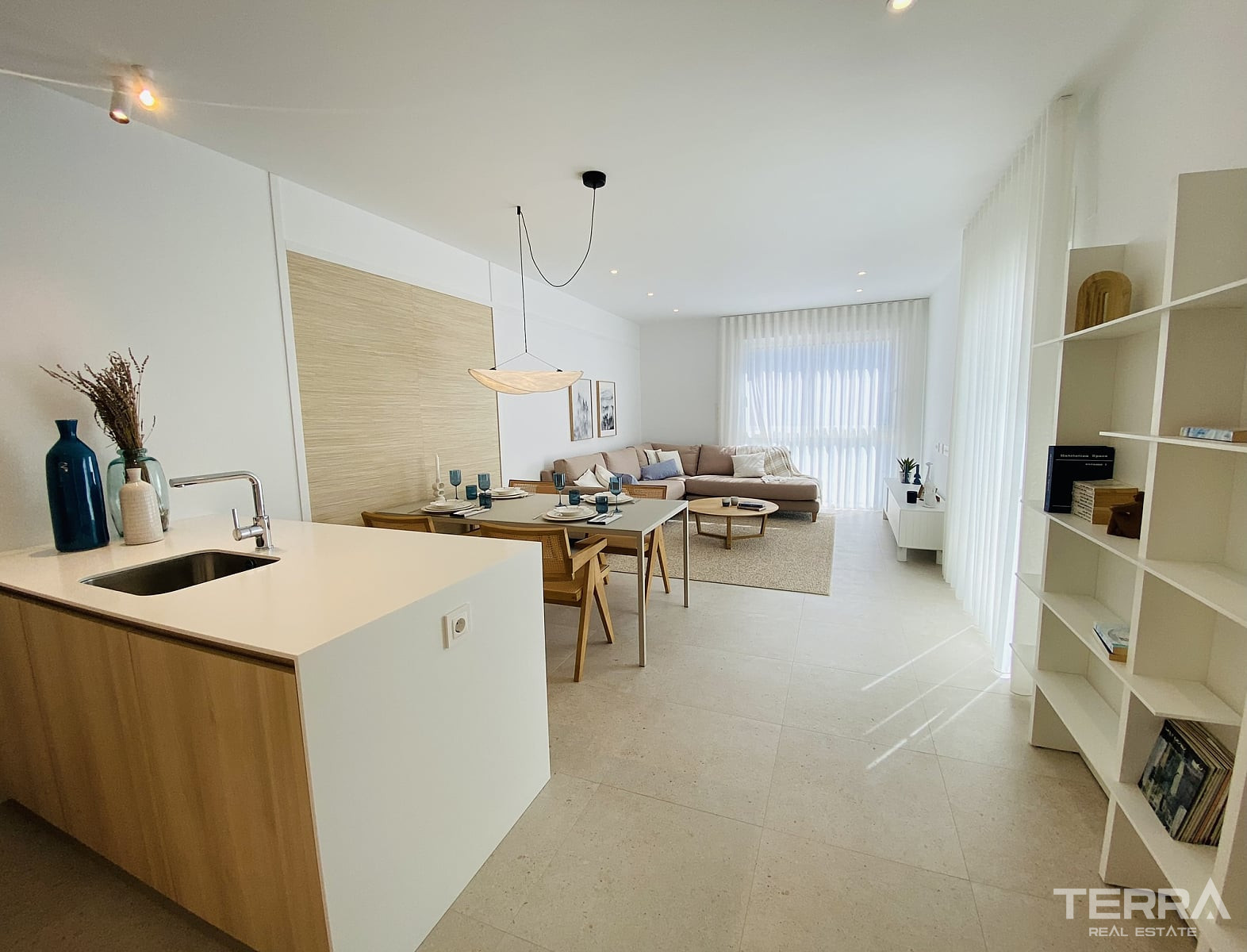 Apartments for Sale in Pilar de la Horadada, Costa Blanca, Spain - 132078