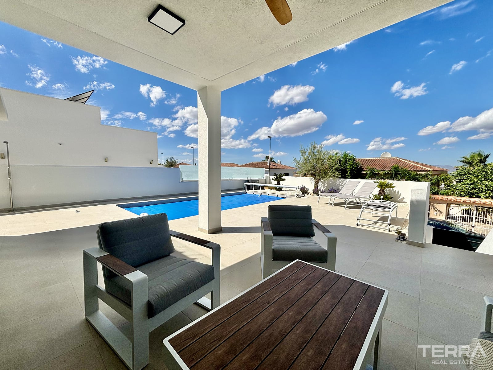 Detached Villas for Sale in Benijófar, Costa Blanca, Spain - 132567