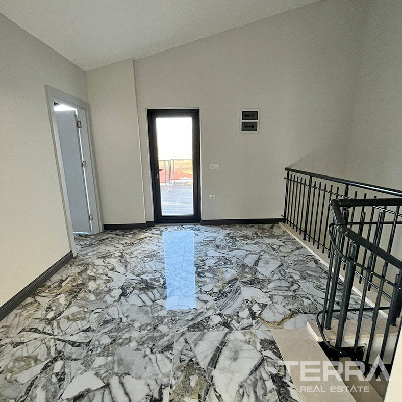Semi-Detached Villa for Sale in Side, Manavgat, Turkey - 133171