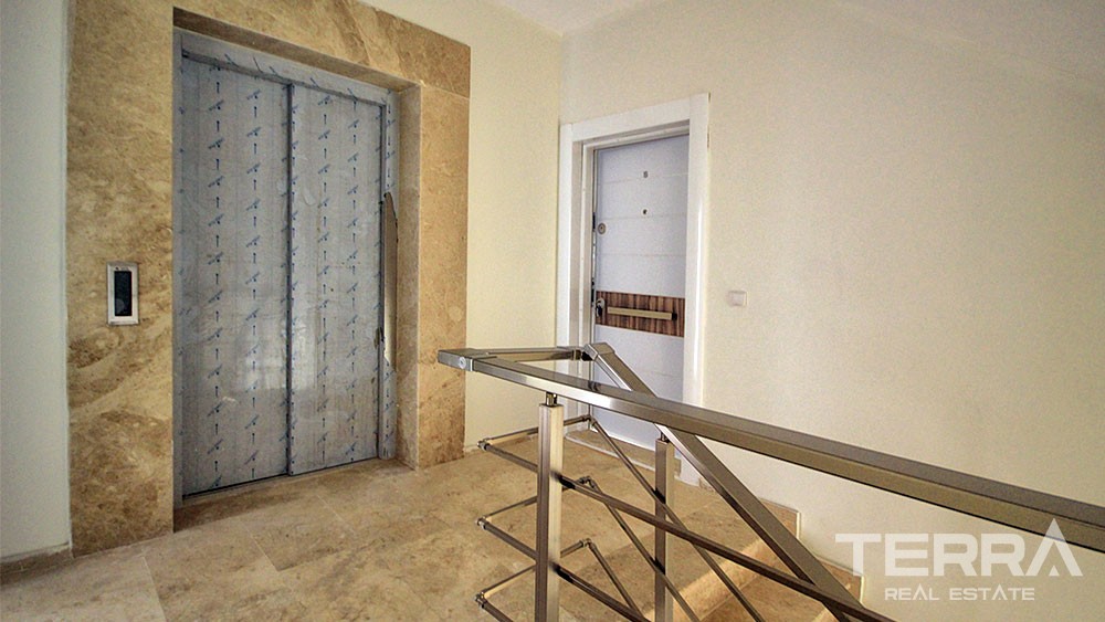 Spacious apartments for sale in Antalya city center - 8096