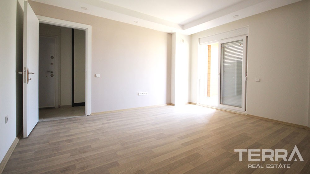 Spacious apartments for sale in Antalya city center - 8100