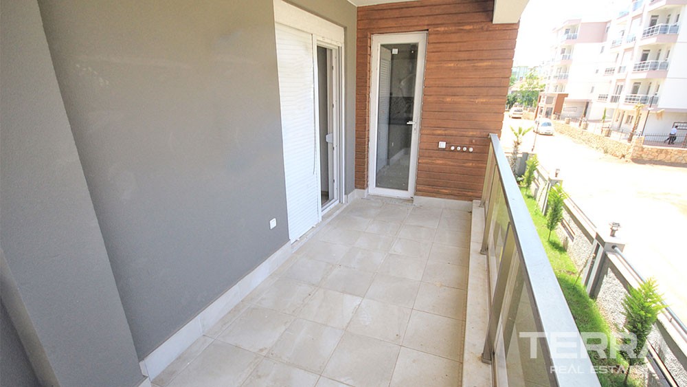 Spacious apartments for sale in Antalya city center - 8111