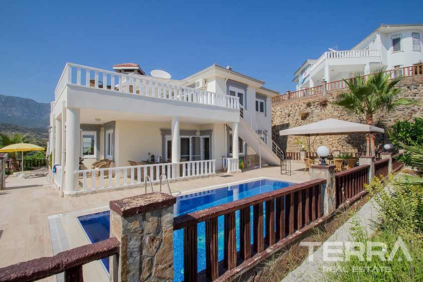 Sea view villas for sale in Alanya, Kargicak - 8805