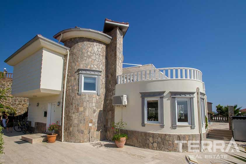 Sea view villas for sale in Alanya, Kargicak - 8810