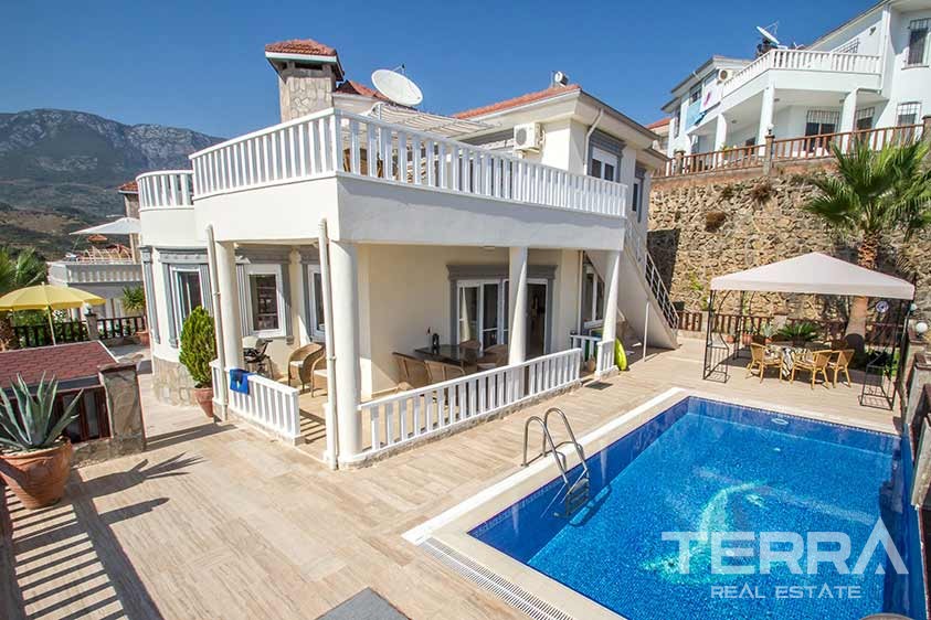 Sea view villas for sale in Alanya, Kargicak - 8815