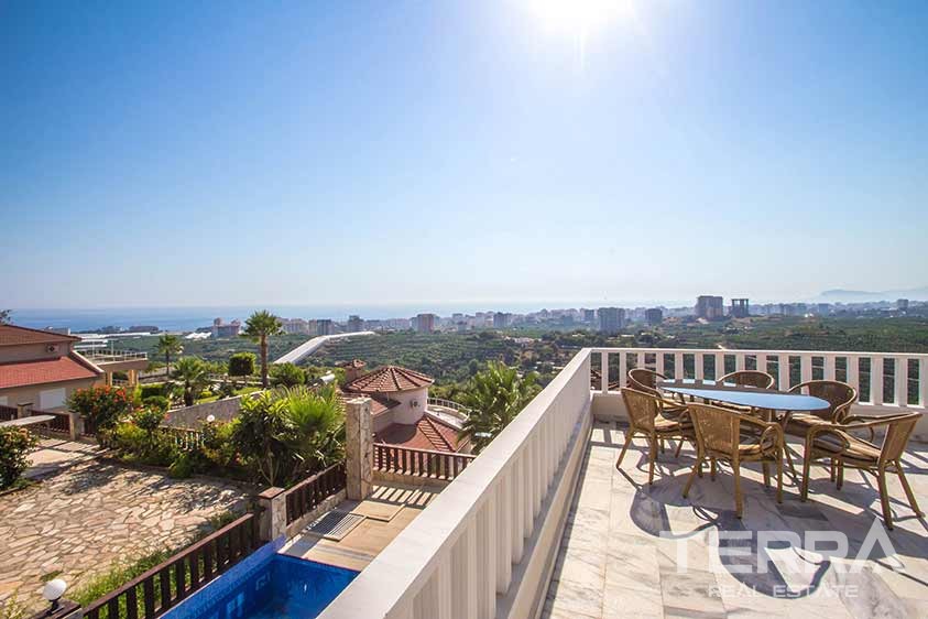 Sea view villas for sale in Alanya, Kargicak - 8850