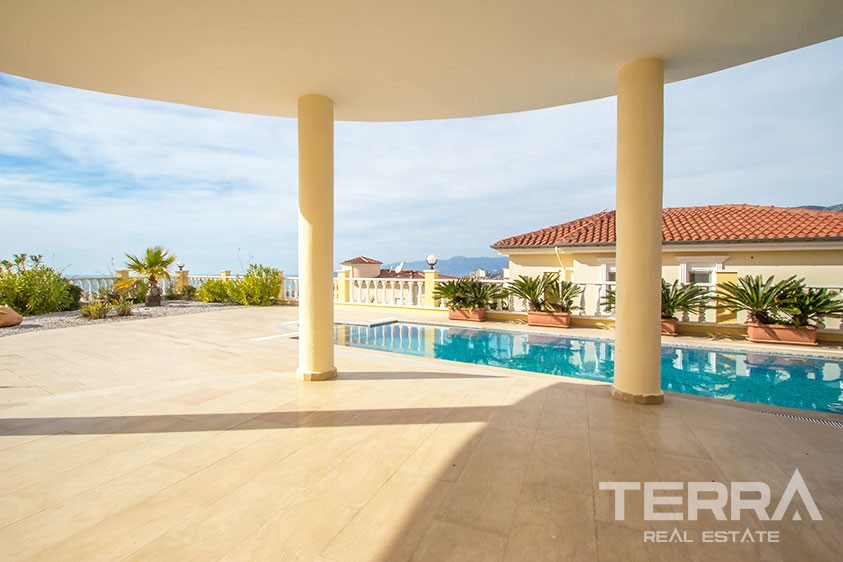 Villas for sale in Alanya with spectacular sea view - 8857