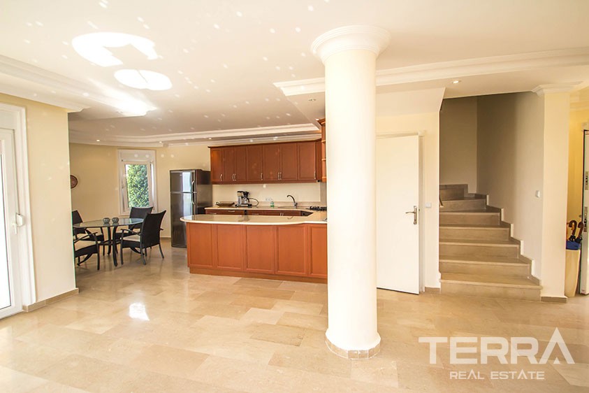 Villas for sale in Alanya with spectacular sea view - 8863